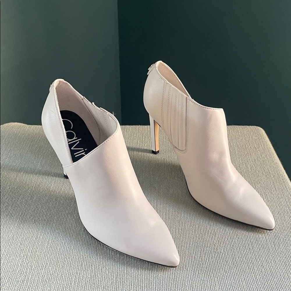Calvin Klein White Ankle Boots - Picture 2 of 11